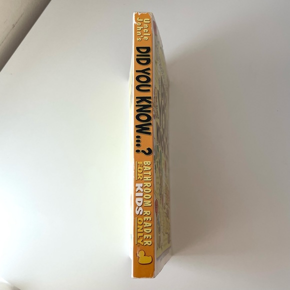 Fun Facts Book - Picture 3 of 7